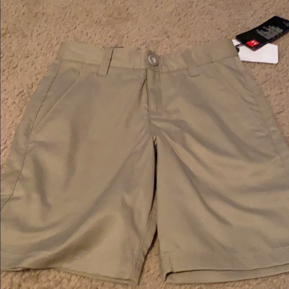 Under Armour shorts khaki size 8